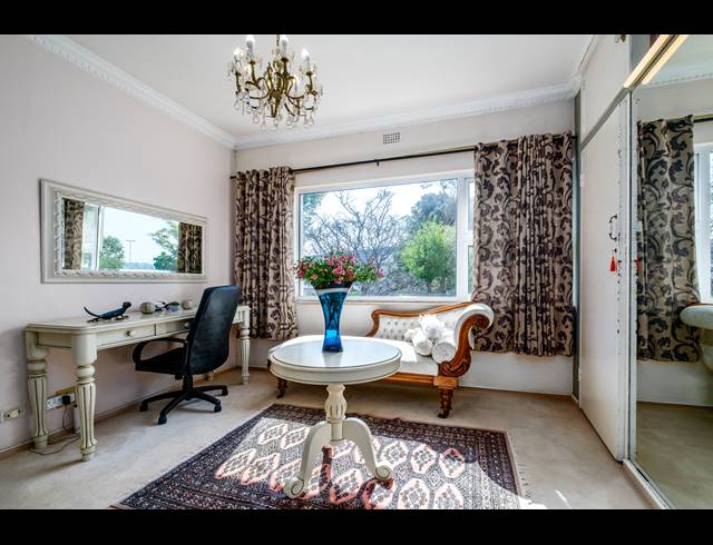 5 BEDROOM HOUSE FOR SALE IN NORTHCLIFF
